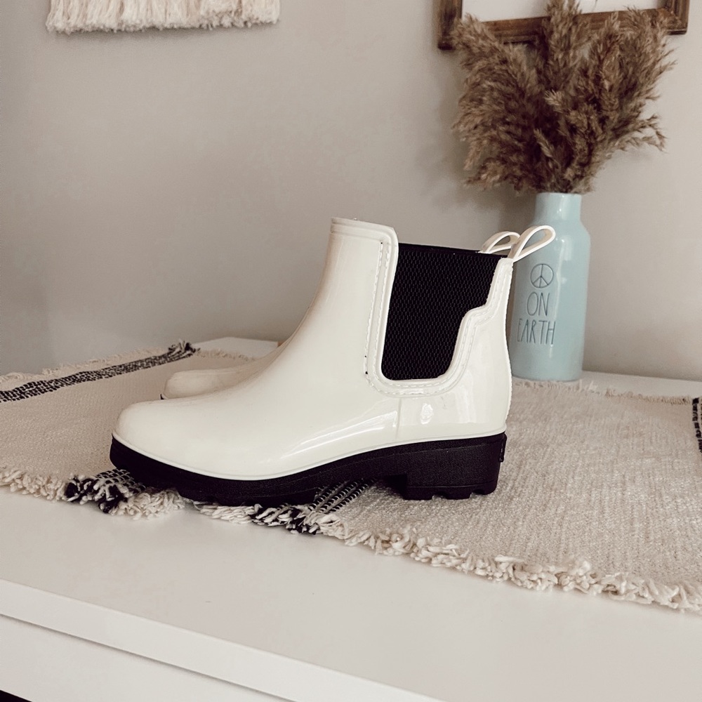 SEVEN 7 brand rain boots